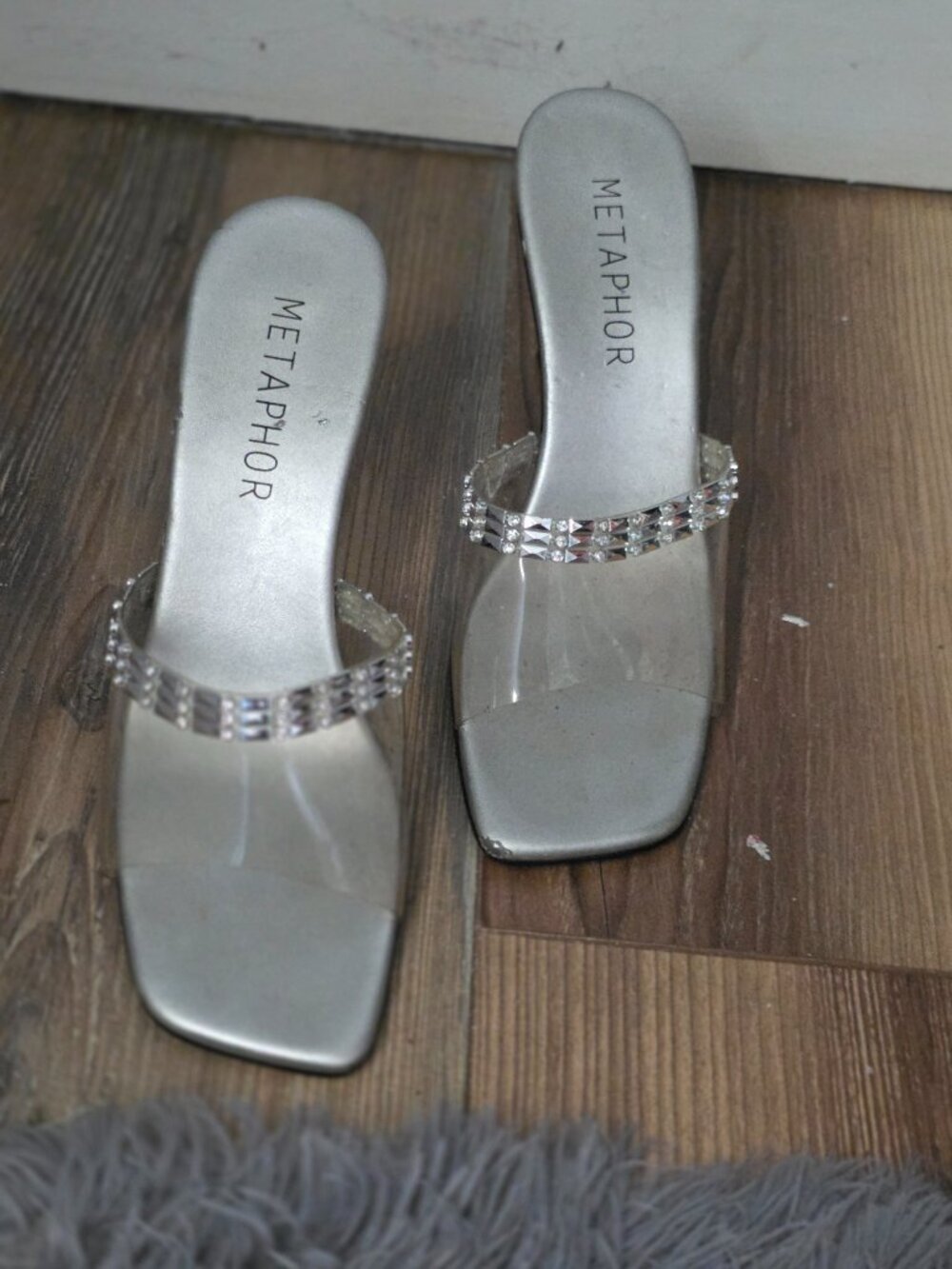 Metaphor clear heels